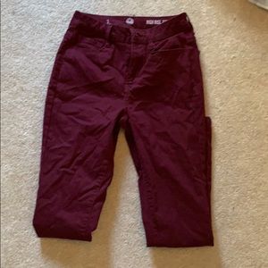 maroon pants